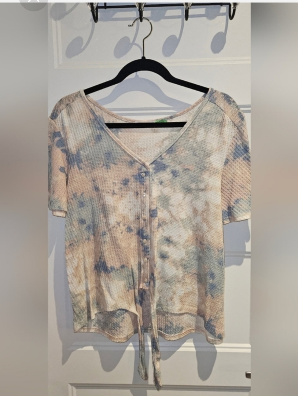 Blue & Cream Tie-Dye Button Front Short Sleeve Top With Front Tie